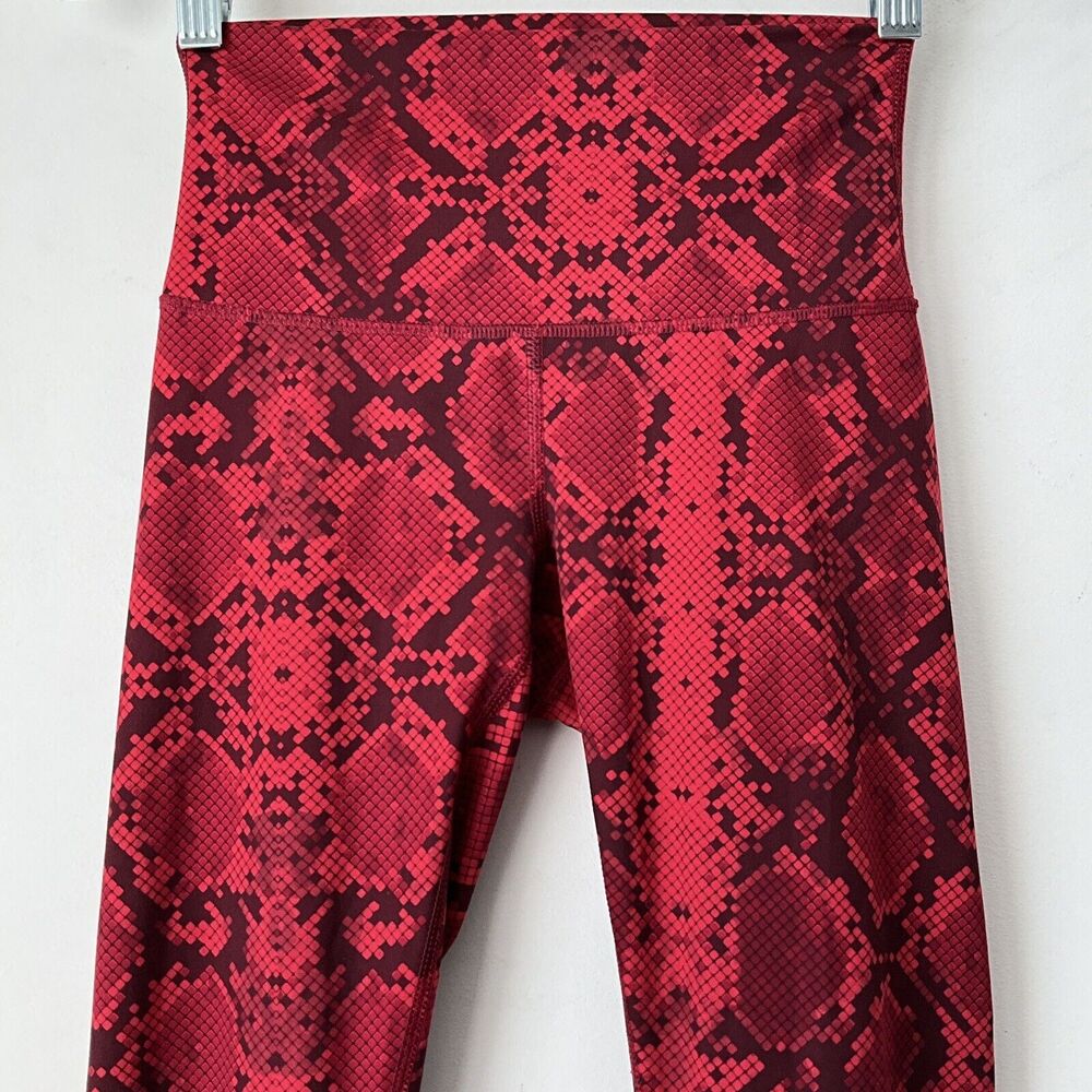 Lululemon Animal Print Wunder Under Ziggy Active Pants In Red Cranberry Tide 2 - Picture 11 of 12